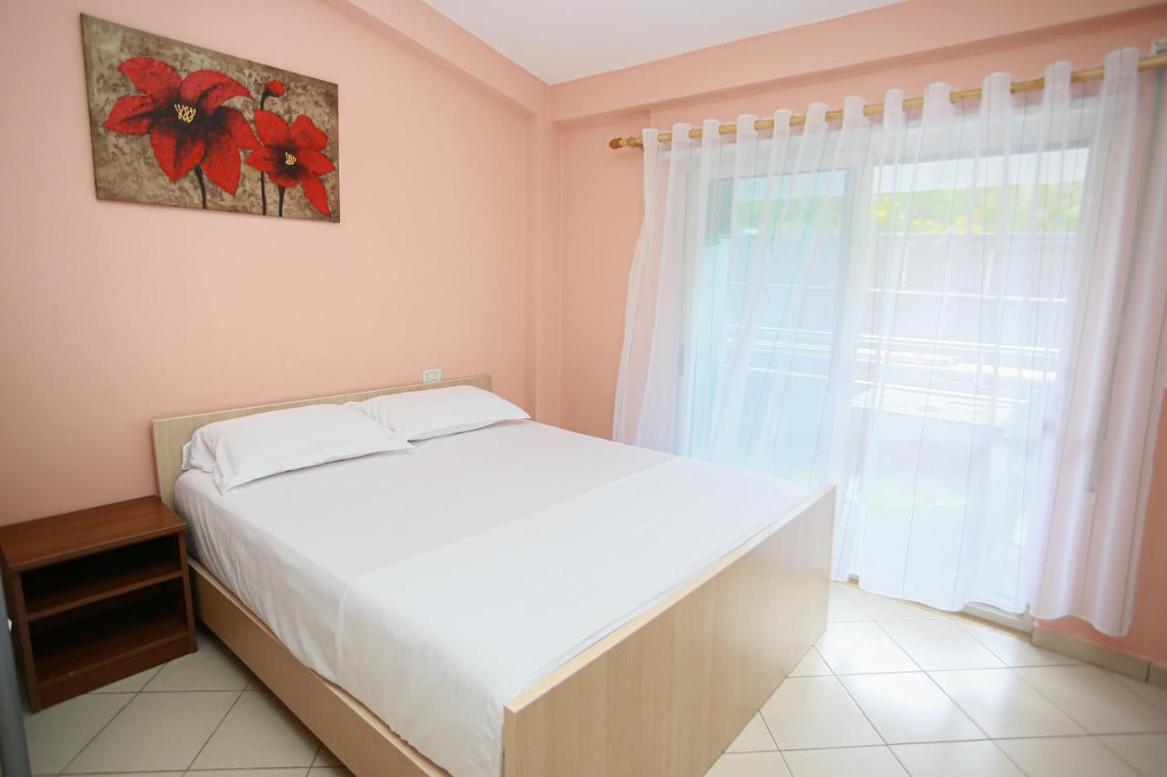 Helia's Shkembi Kavajes Apartment Durrës