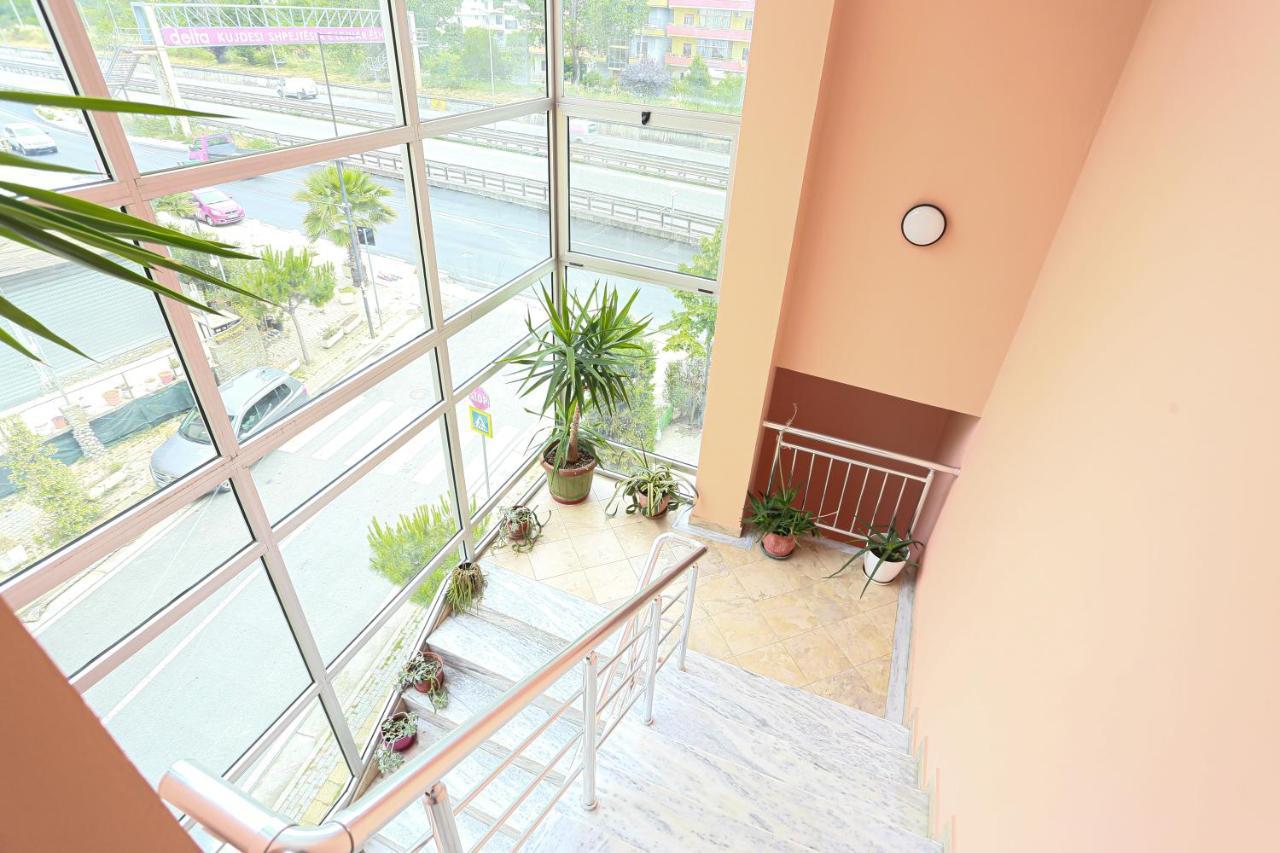 Apartment Helia's Shkembi Kavajes *